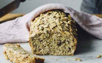 Nina’s Recept: ​Gekaramelliseerd Bananen-Speltbrood
