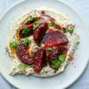 Nina’s recept: Bietjes & Witte Bonendip met Tahini en Sumak cover